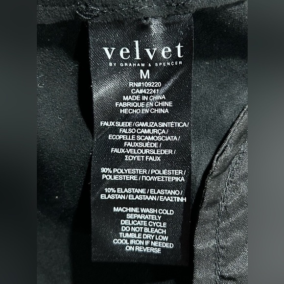 Velvet by Graham & Spencer Reya Faux Suede Mini Dress Black M - Picture 9 of 9